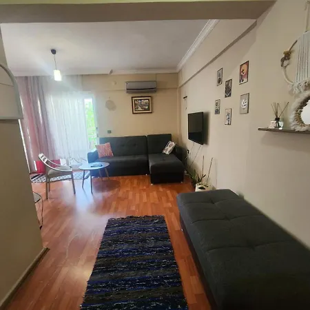 아파트 Mavi Yesil Tatil Evleri 말마리스